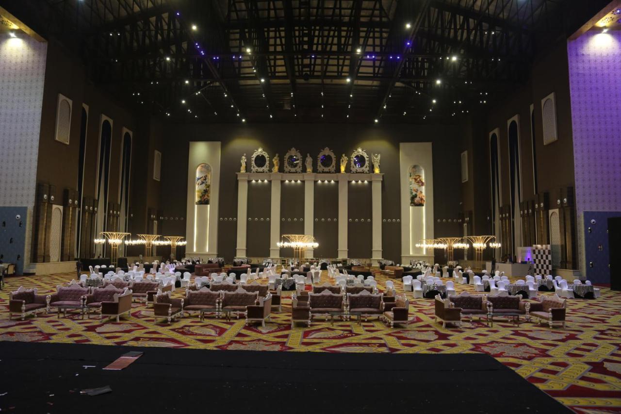 Hukam'S Lalit Mahal - Hotel Convention Club Rāipur Eksteriør bilde
