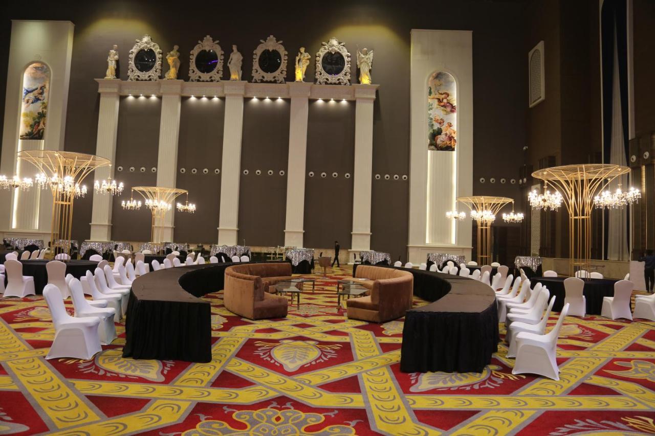 Hukam'S Lalit Mahal - Hotel Convention Club Rāipur Eksteriør bilde