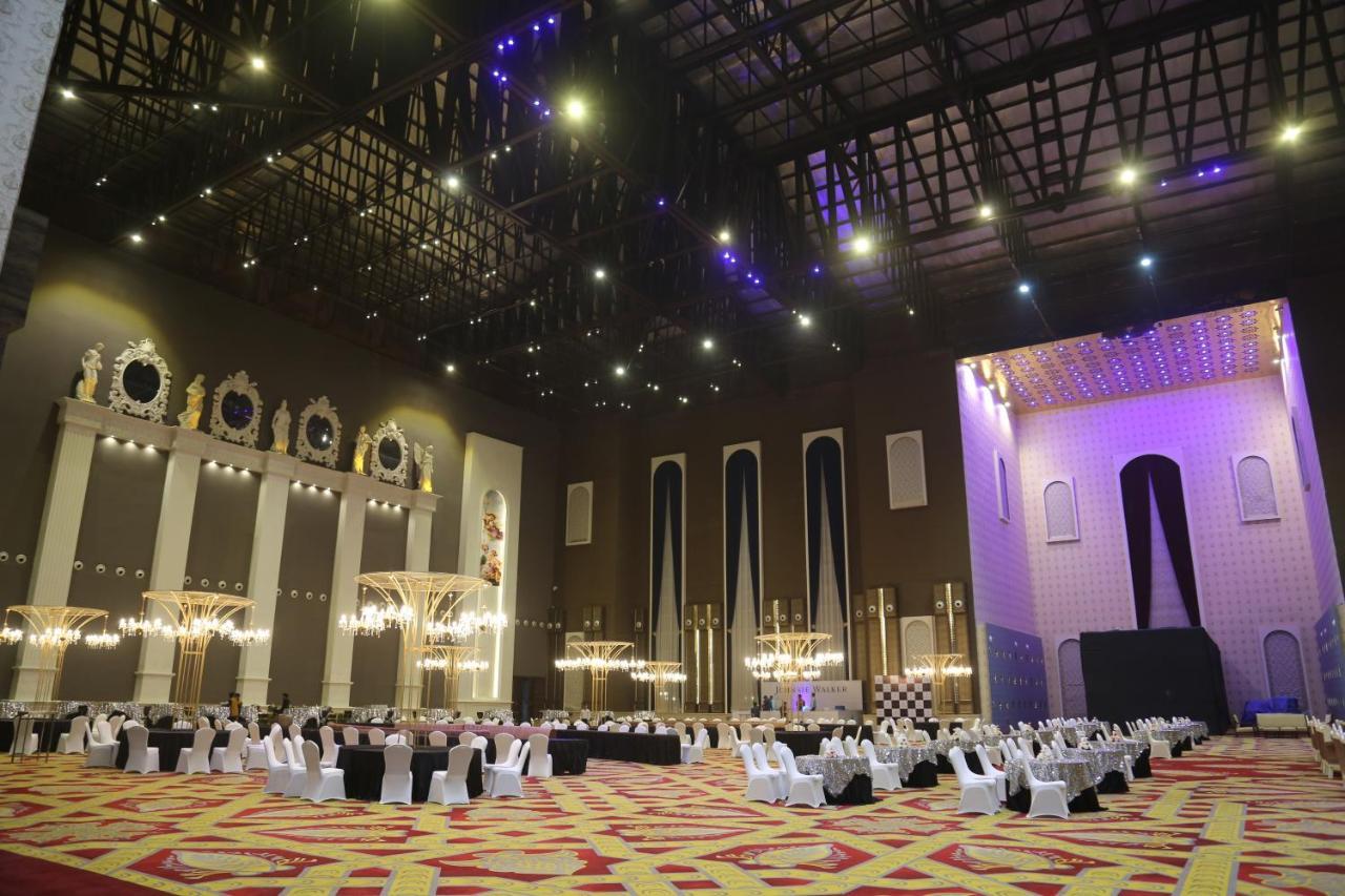 Hukam'S Lalit Mahal - Hotel Convention Club Rāipur Eksteriør bilde